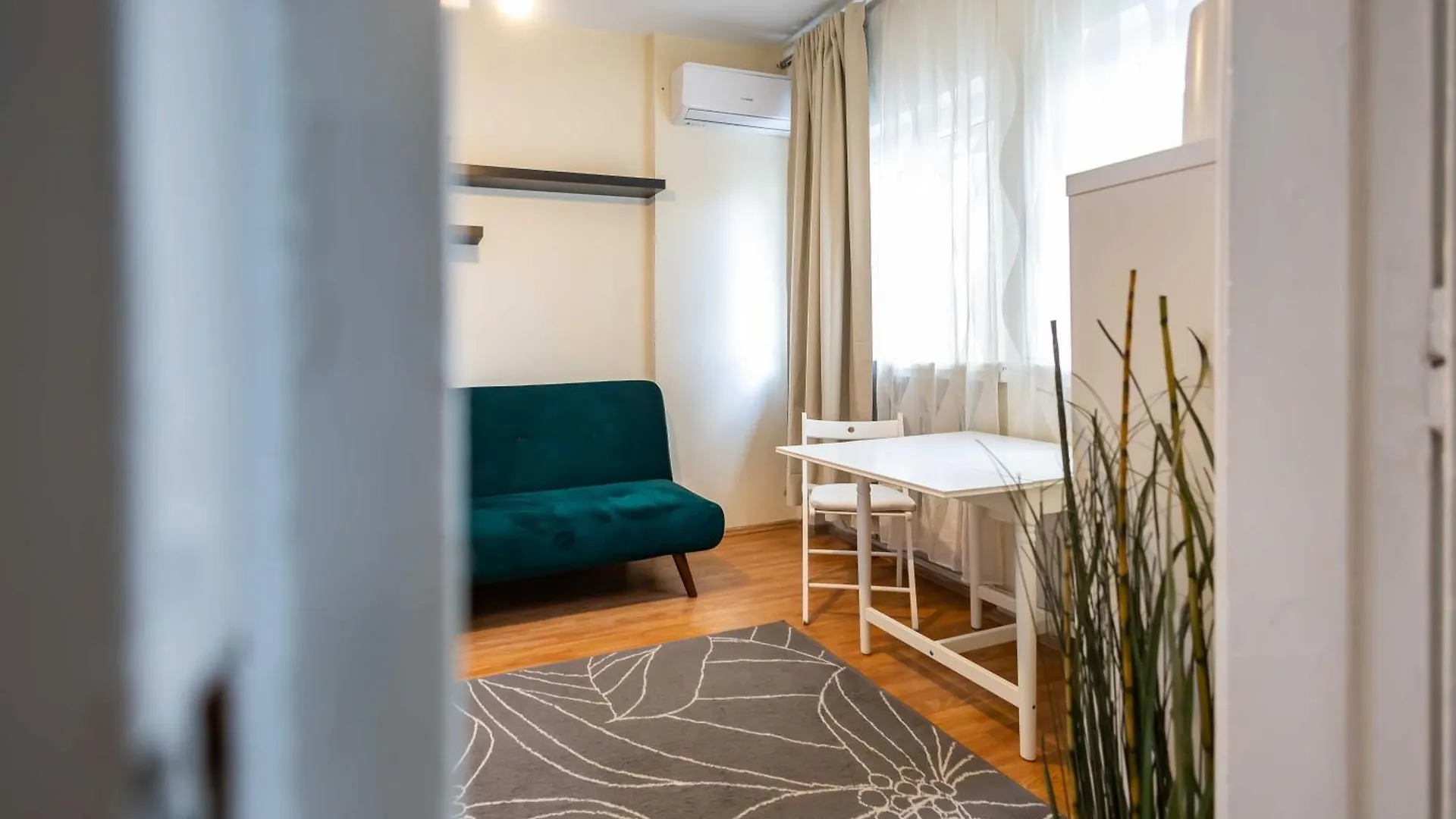 1Bed Flat Central Bucarest 0*,