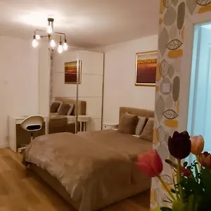Apartament Lotus, Bucureşti