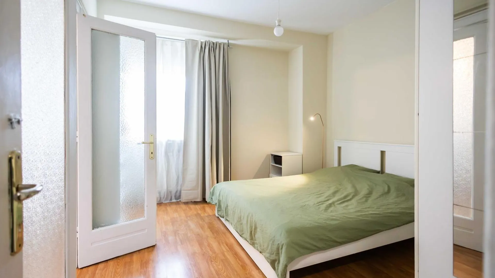 1Bed Flat Central Bucharest 0*,  Romania
